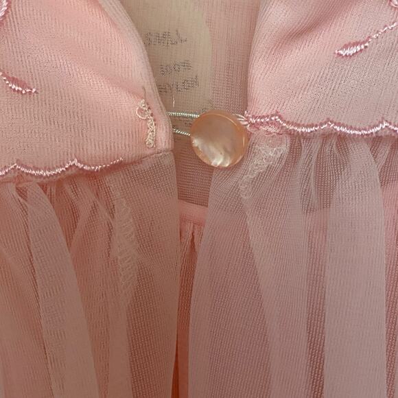 VINTAGE Woman's Size Small Pink Embroidered Sleep Nightgown Set Made In USA - Picture 13 of 16